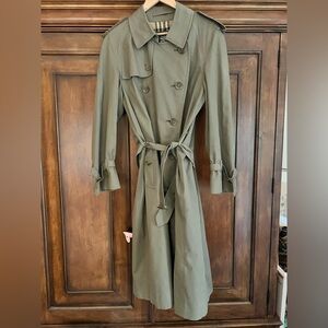 Vintage Burberry Trench Coat 48
